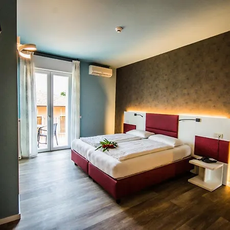 Eden Hotel Torri Del Benaco